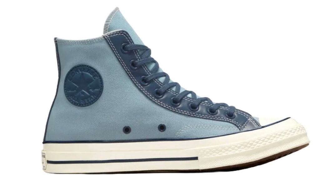Converse: Extra 50% Off + Free Shipping
