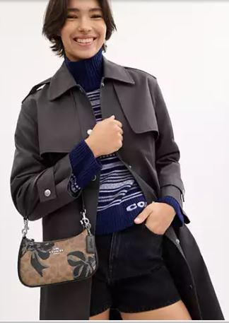 COACH OUTLET Teri Mini Crossbody Bag In Signature Canvas With Bow Print