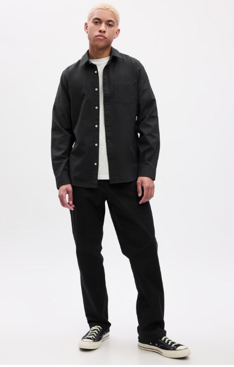 Point-Collar Oxford Shirt in Standard Fit