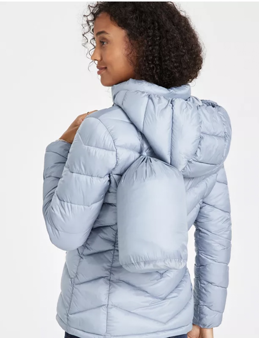 Packable Hooded Puffer Coat – Stay Warm for Just $30!