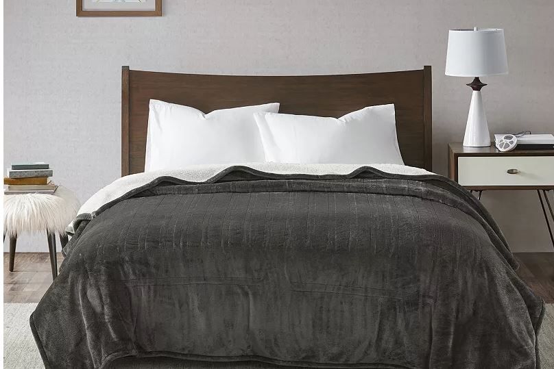 Serta Plush Heated Blanket