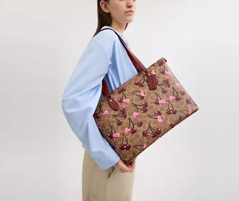 coachoutlet Gallery Tote Bag In Signature Canvas With Cherry Print