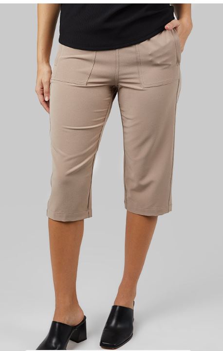 WOMEN’S STRETCH WOVEN CAPRI