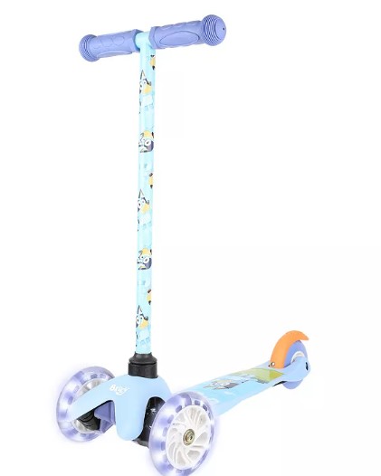 Kids Sakar Bluey Self-Balancing Light Up 3-Wheel Scooter