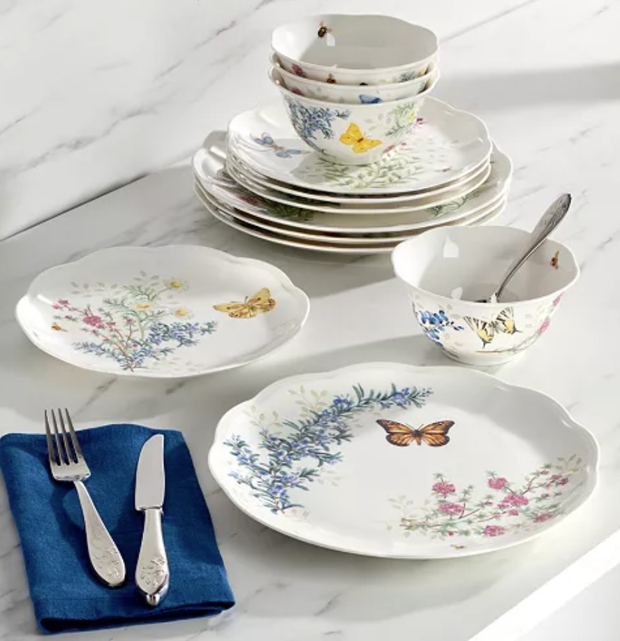 Power Meets Portability with the IdeaPad Slim 5i!