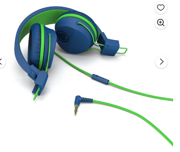 Apple Watch SE (2nd Gen) [GPS 40mm] Smartwatch with Starlight Aluminum Case with Starlight Sport Band – S/M