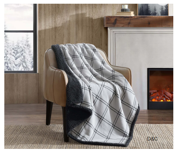 Style Selections Round 19.29-in W x 19.29-in L Brown Recycled plastic Indoor/Outdoor Planter