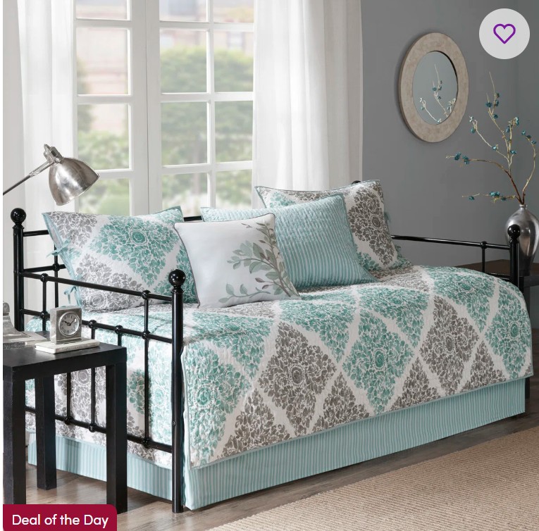 Ivory Ruched Fur Throw 50×60″