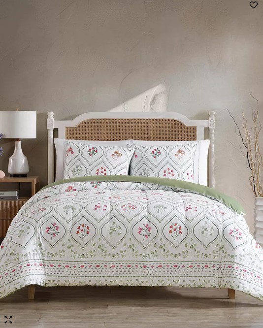 Evolur Orabelle Bedside Bassinet and Sleeper for Baby in Mint, Easy to Fold and Carry