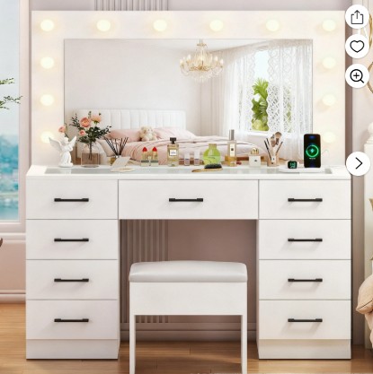 Sabrielle 5-piece Queen Bedroom Set White