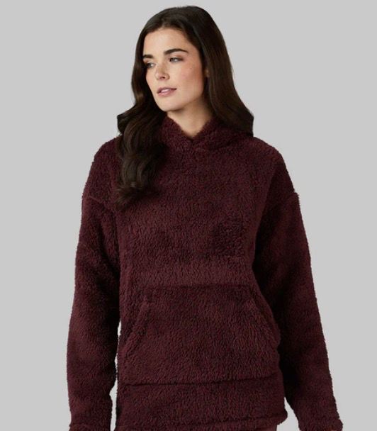 WOMEN’S SOFT SHERPA PULLOVER HOODIE