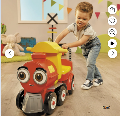 ONYX Professional Anniversary Edition Trifold LED Vanity Mirror, Gold