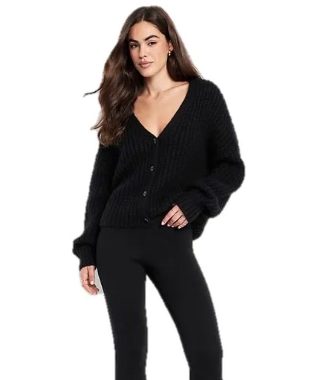 Ninja Woodfire Outdoor Pizza Oven, 8-in-1 Portable Electric Roaster Oven & Smoker, Gets Up to 700°F