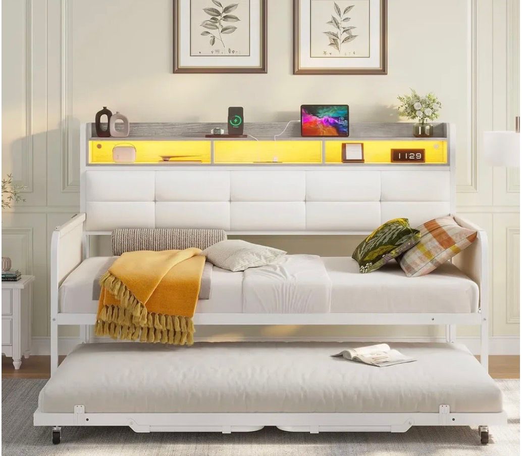 Up to 70% Off Daybeds at Wayfair