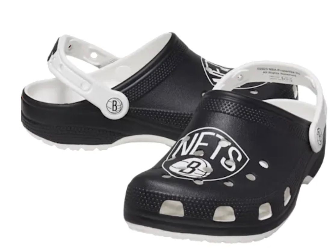 Up to 50% Off + 20% Off Sports Crocs(use code PERKSPOT20)