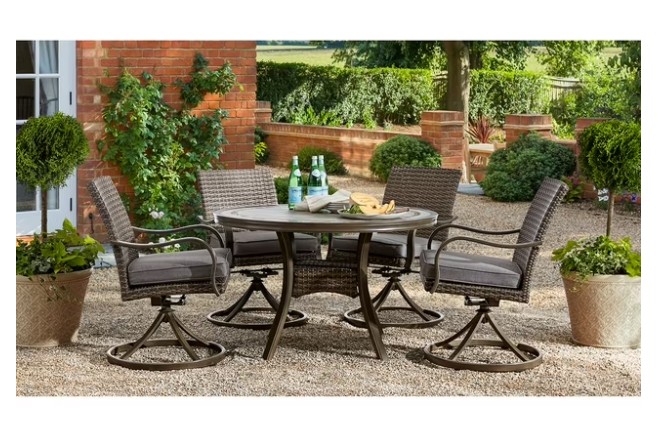 Member’s Mark Newcastle Round Dining Set with Sunbrella Fabric, 5pc