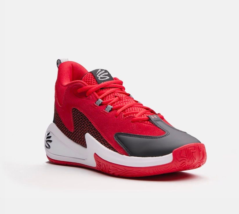 UA Curry 3Z Basketball Shoes $31 with codes EXTRA50 and UA10