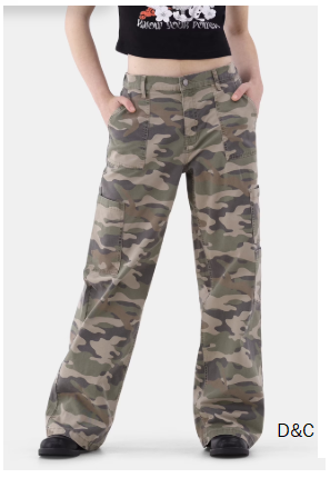 No Boundaries Wide Leg Cargo Pants, 31.5” Inseam, Women’s and Women’s Plus Sizes XXS-4X