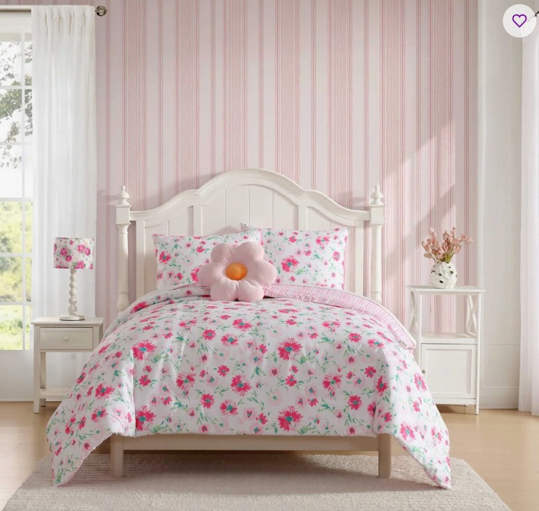 Laura Ashley Kids Meadow Daisies Comforter Bonus Set