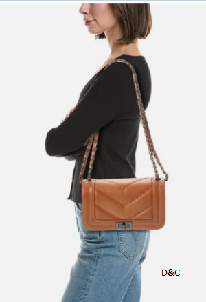 ariana16 quilted leather crossbody