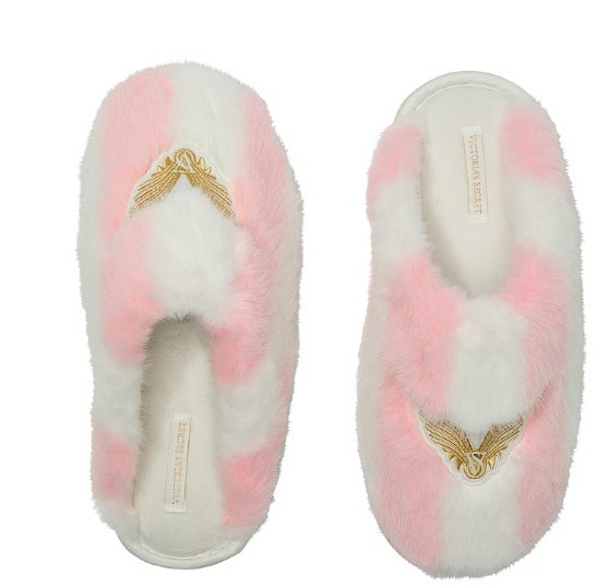 Luxe Plush Closed-Toe Slippers