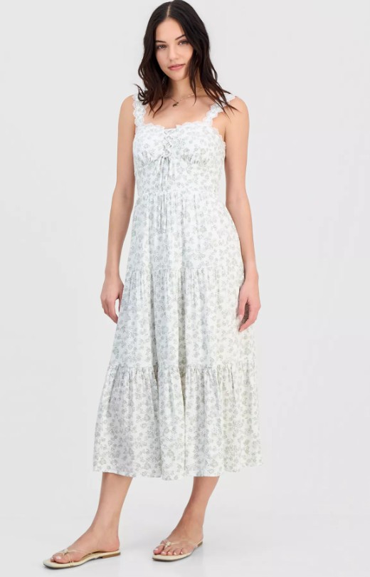 Juniors’ Ditsy Floral Sweetheart-Neck Maxi Dress