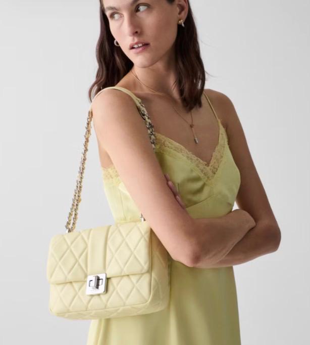 Up to 80% Off Kate Spade Outlet holiday Sale