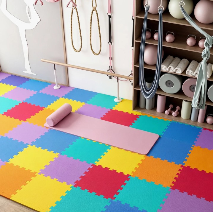 71” L Interlocking Foam Playmat (Set of 18)