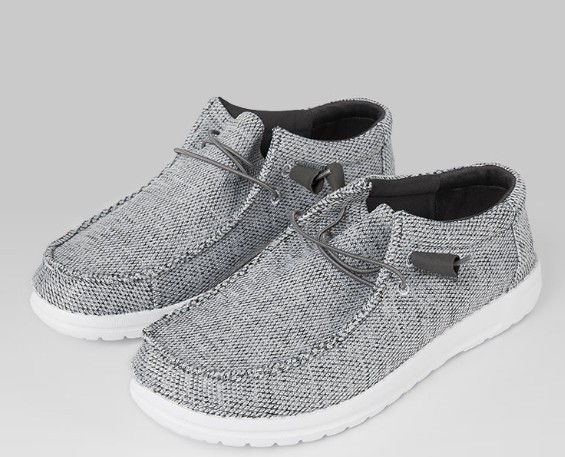 MEN’S CANVAS SLIP-ON SHOES