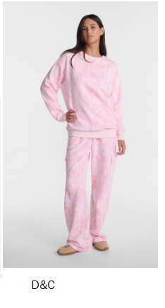No Boundaries Oversized Fleece Sweatshirt with Long Sleeves, Women’s and Women’s Plus Sizes XXS-4X