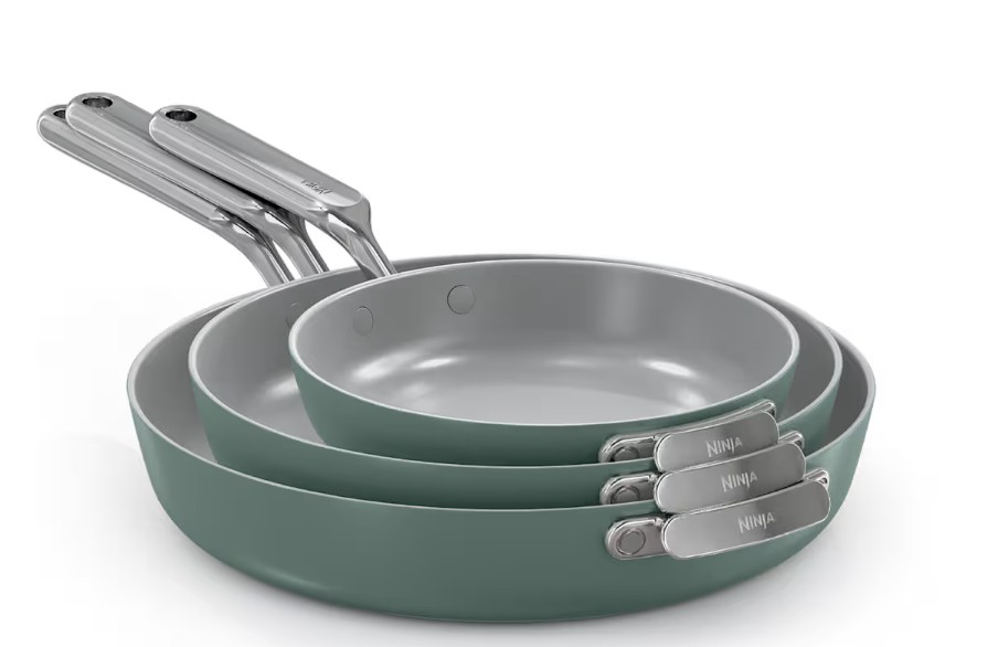 Ninja NeverQuit™ 3-Piece Ceramic Frying Pan Set in Forest Sage
