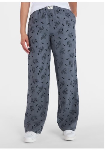 Peanuts Horror Book Club Women’s and Women’s Plus Sleep Pants, Sizes XS-3X